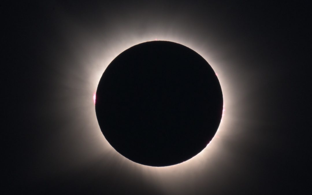 Quand le Soleil à rendez-vous avec la Lune